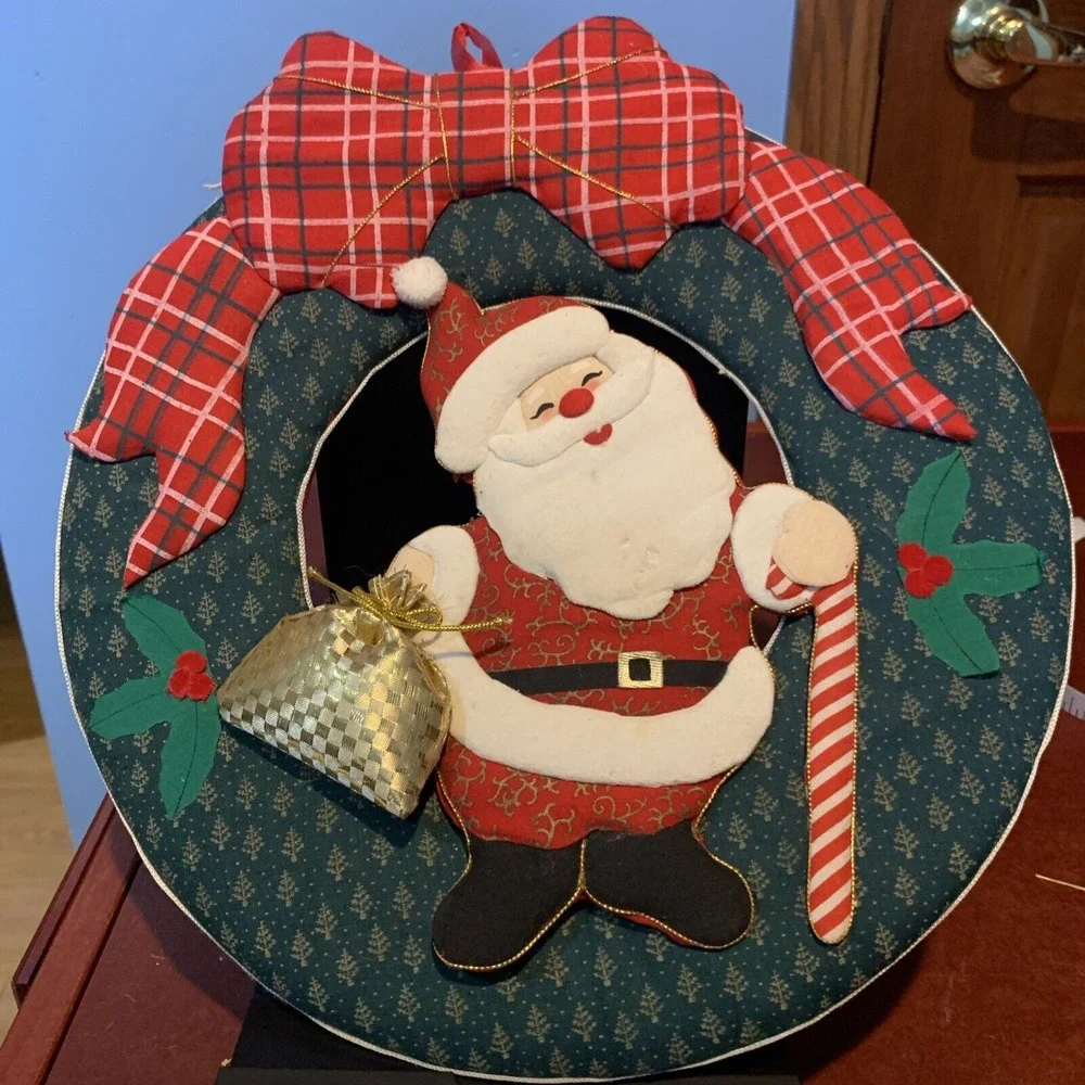 Vintage‎ Christmas Wreath Santa Claus Holiday Puffy Wreath  12